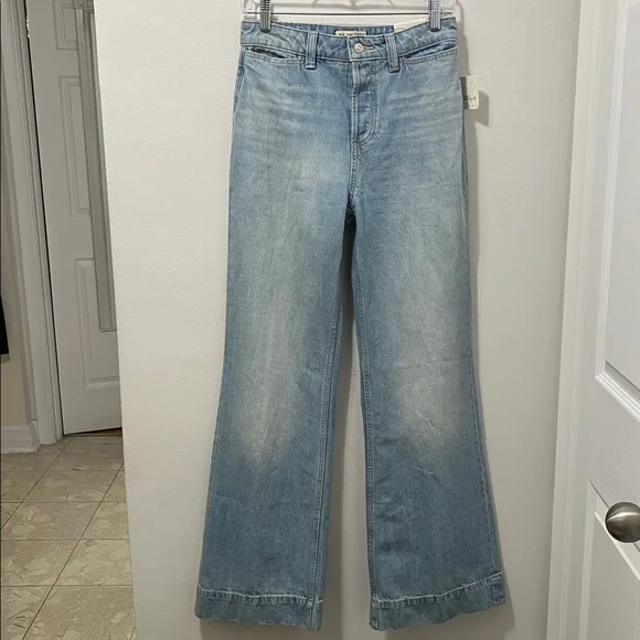 NWT FREE PEOPLE CERINE RELAXED BOOTCUT DENIM SIZE 25 - Picture 5 of 16